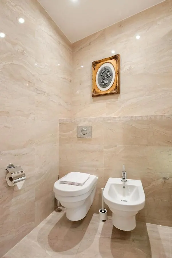 وارسو Nowy Swiat 60 Luxury Apartment بولندا