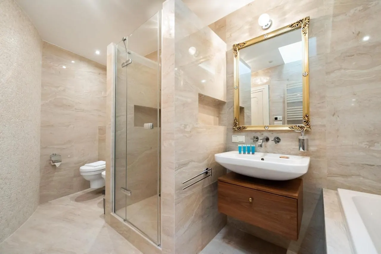 وارسو Nowy Swiat 60 Luxury Apartment